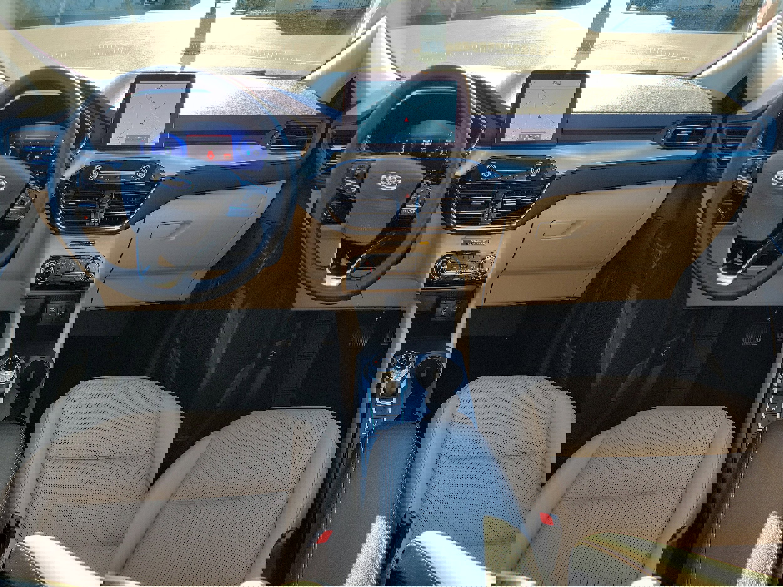 Certified 2022 Ford Escape Titanium image 13