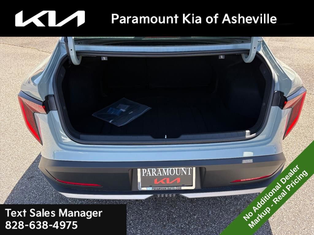 New 2026 Kia K4 FWD image 29