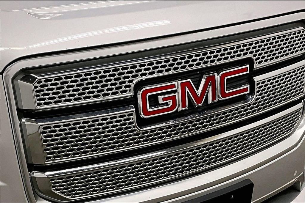 Used 2016 GMC Acadia Denali AWD/4WD image 32
