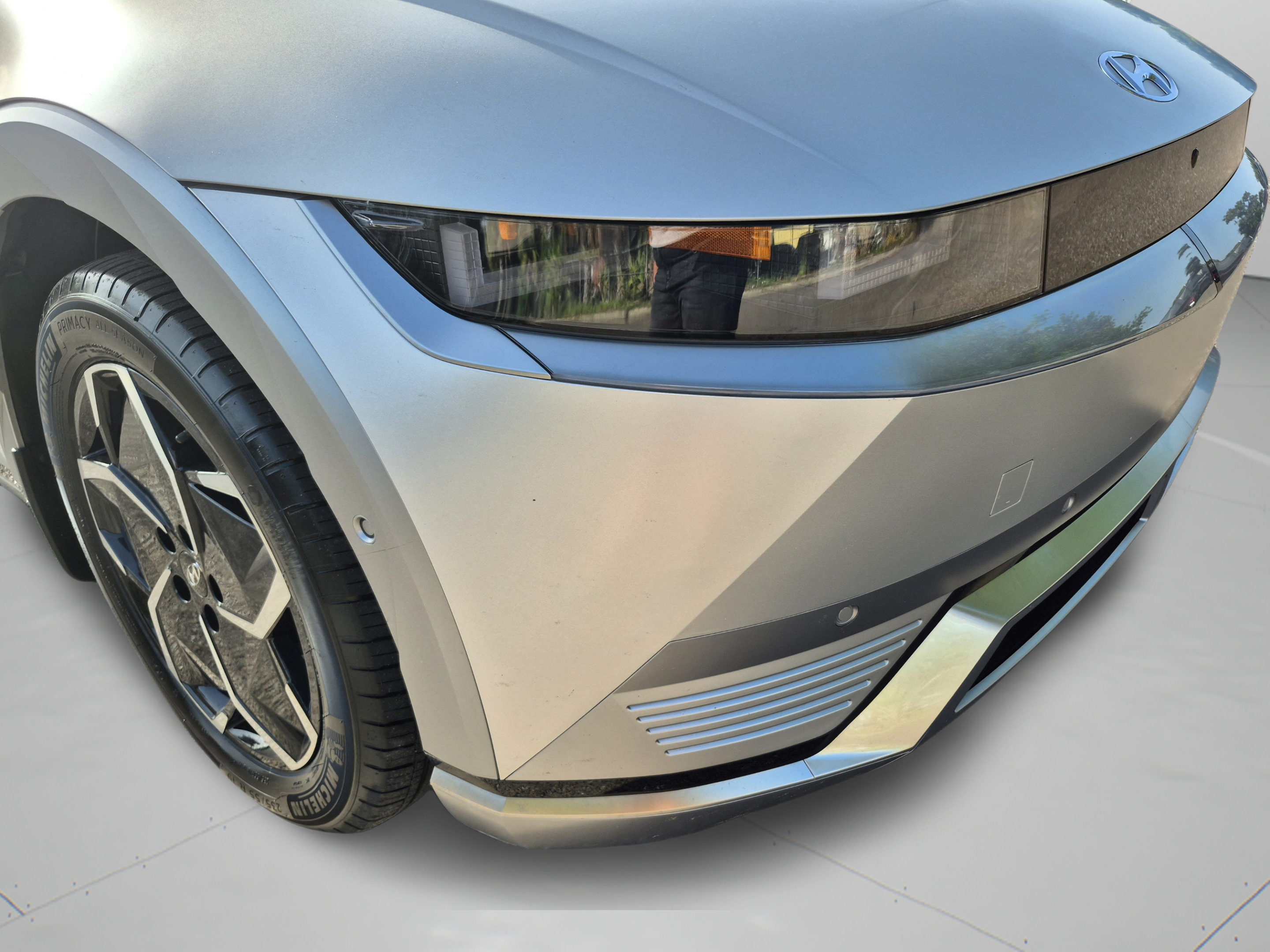 Certified 2024 Hyundai Ioniq 5 Limited RWD image 35