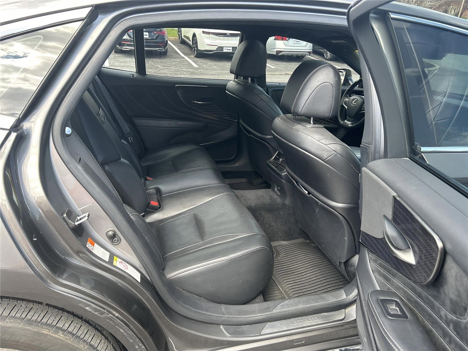 Used 2019 Lexus LS 500 AWD w/ Accessory Package (Z2) image 14