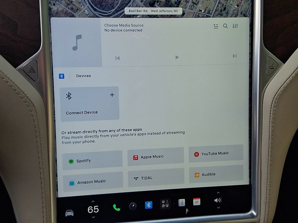 Used 2017 Tesla Model X 75D AWD/4WD image 24