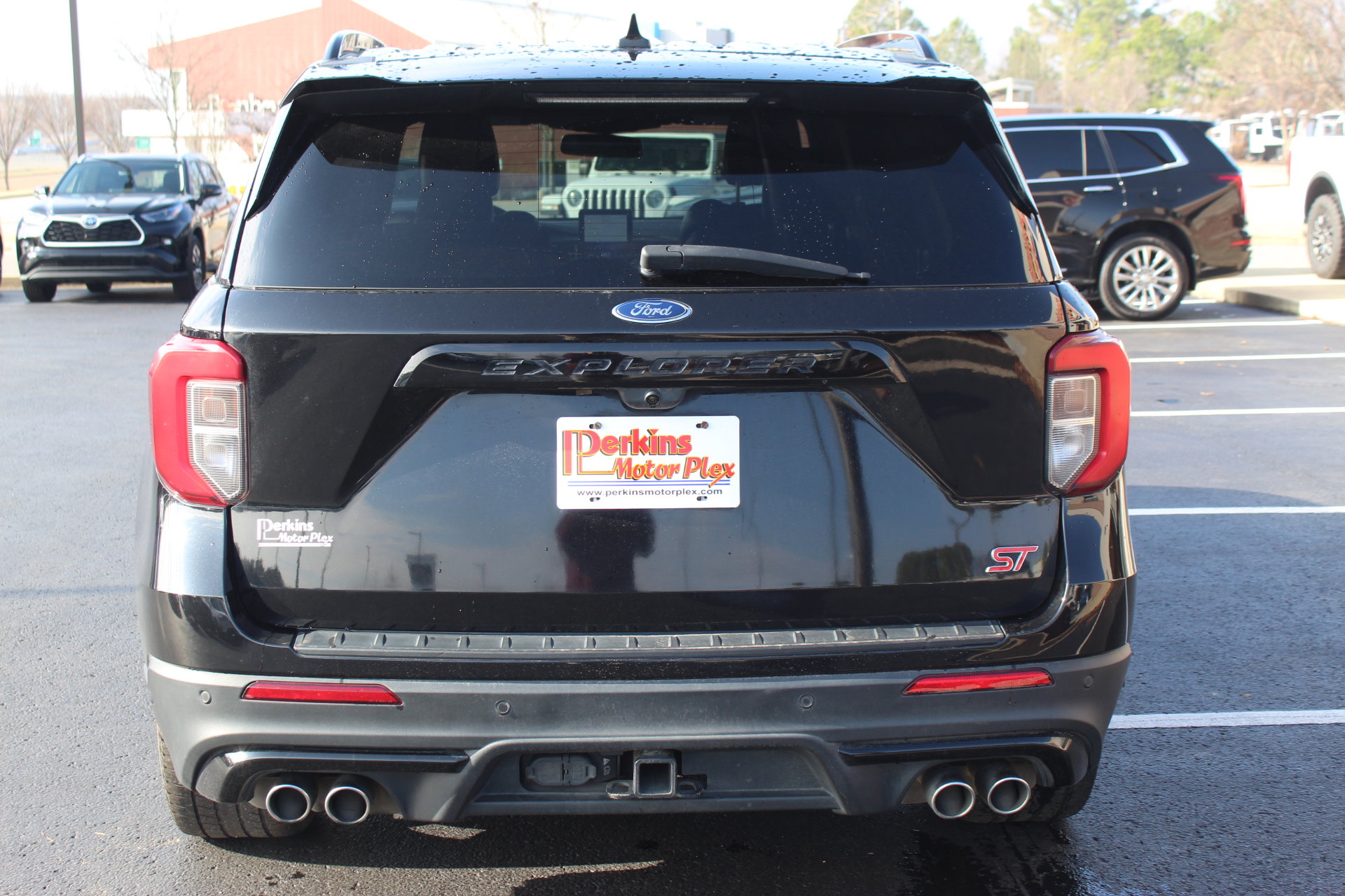 Used 2020 Ford Explorer ST w/ ST Street Pack image 7