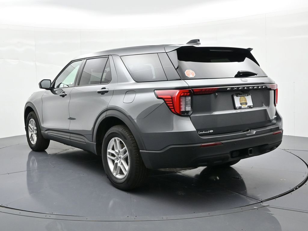 New 2026 Ford Explorer Active image 8