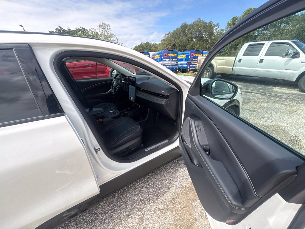 Used 2023 Ford Mustang Mach-E Premium RWD image 7