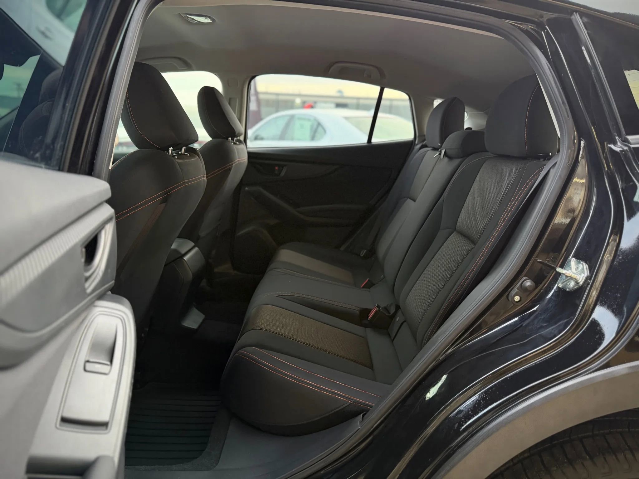 Used 2018 Subaru Crosstrek 2.0i Premium w/ Eyesight System image 19