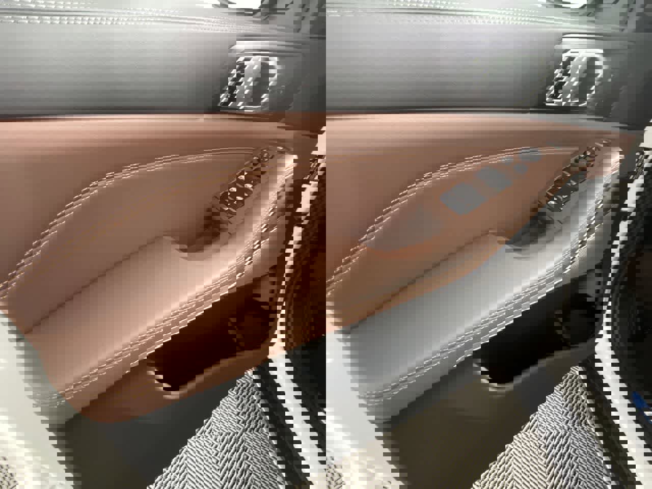 Certified 2024 BMW X5 xDrive40i w/ Premium Package image 11