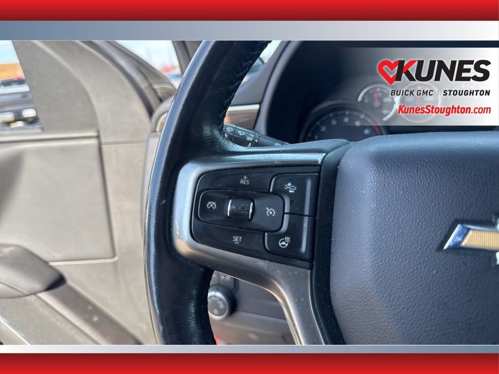 Used 2021 Chevrolet Suburban LT w/ LT Signature Plus Package image 26