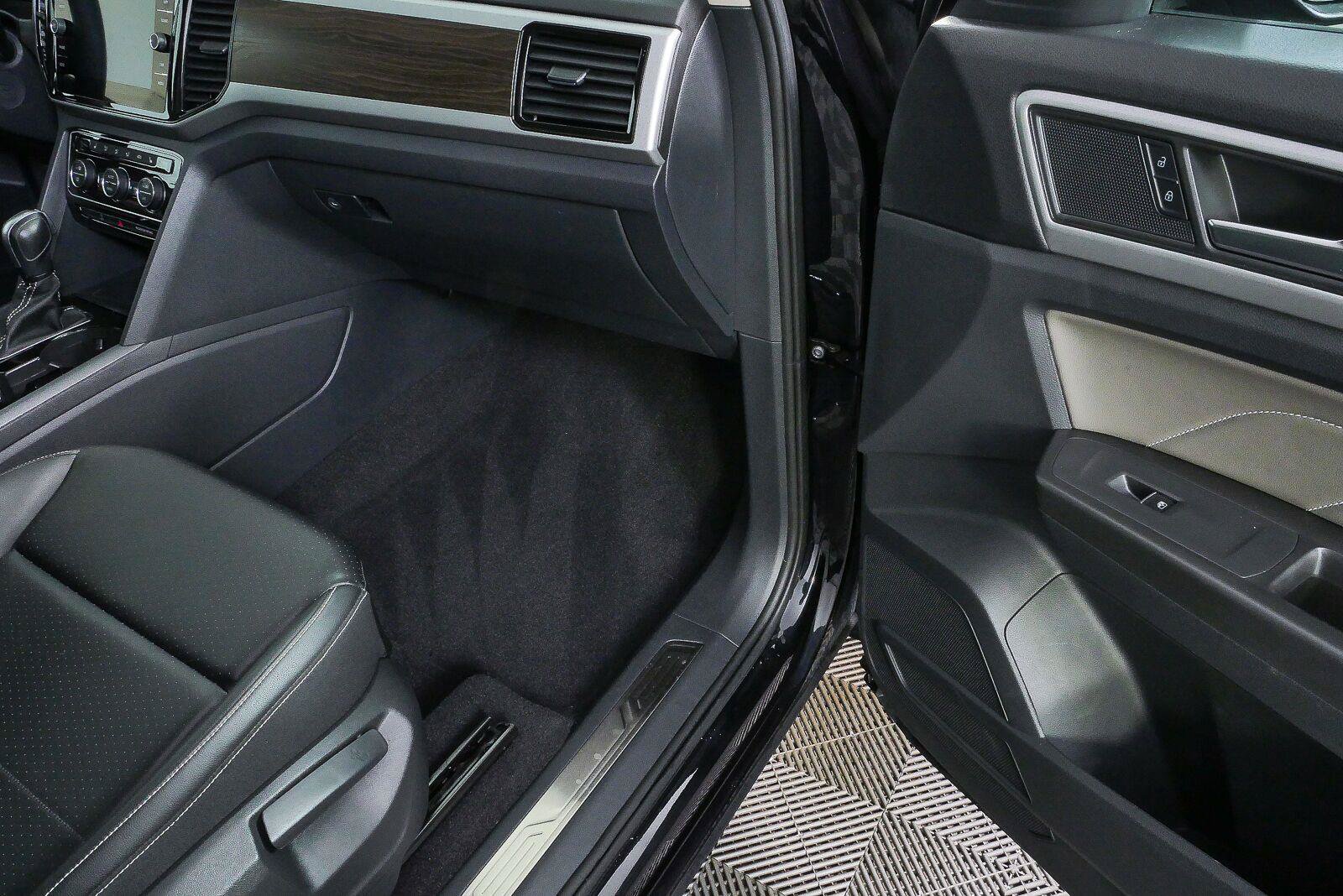 Certified 2023 Volkswagen Atlas SE FWD image 23