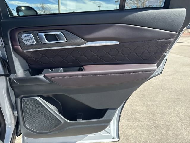Used 2025 Ford Explorer Platinum w/ LUX Leather Package image 13