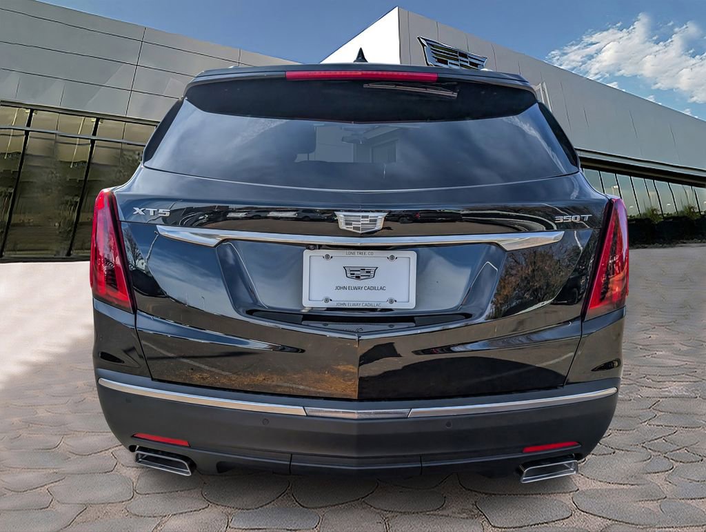 New 2026 Cadillac XT5 Luxury w/ LPO, Bronce Accent Package FWD image 3