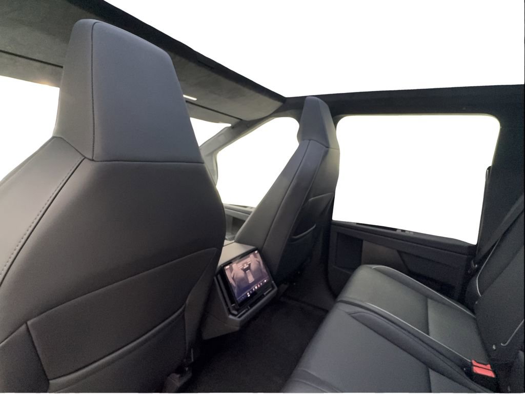 Used 2024 Tesla Cybertruck AWD Crew Cab image 24