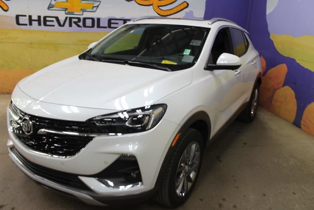 Used 2023 Buick Encore GX Essence w/ Advanced Technology Package AWD/4WD image 4