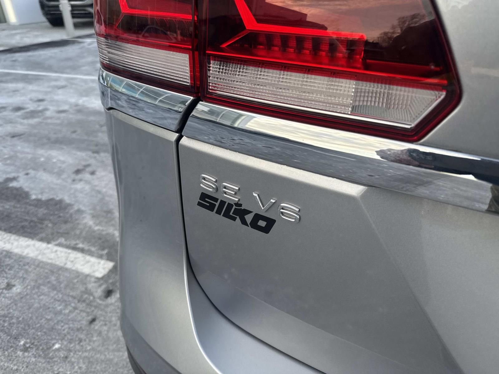 Certified 2022 Volkswagen Atlas SE image 5