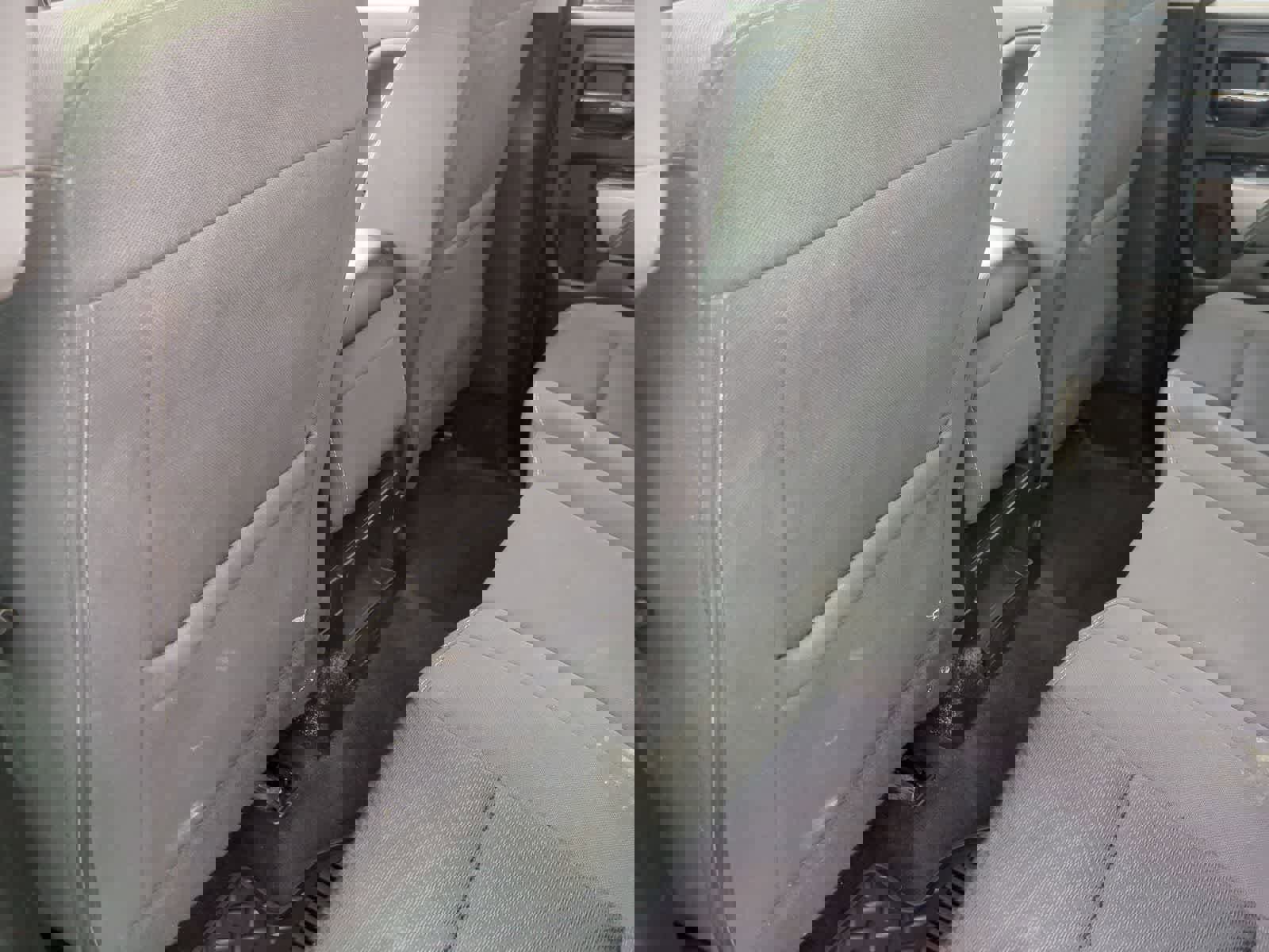 Used 2018 Chevrolet Silverado 1500 LT AWD/4WD image 18