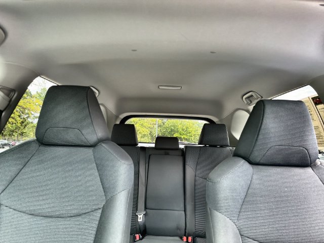 Used 2023 Toyota RAV4 LE FWD image 22