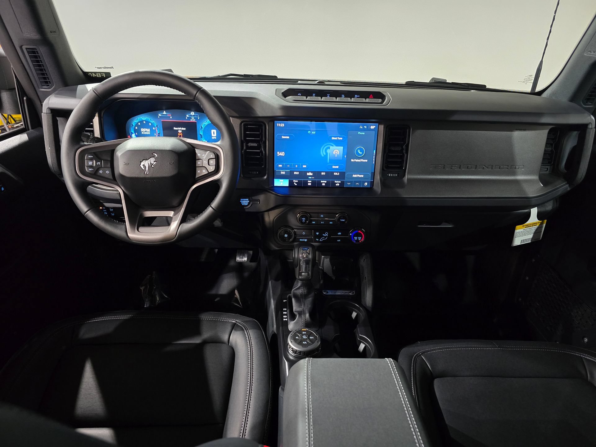 New 2025 Ford Bronco Badlands w/ Sasquatch Package AWD/4WD image 24