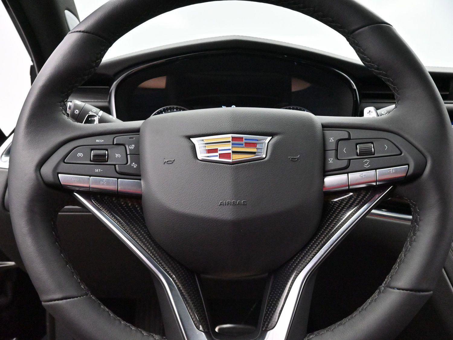 Certified 2025 Cadillac XT6 Sport w/ LPO, Floor Liner Package image 20