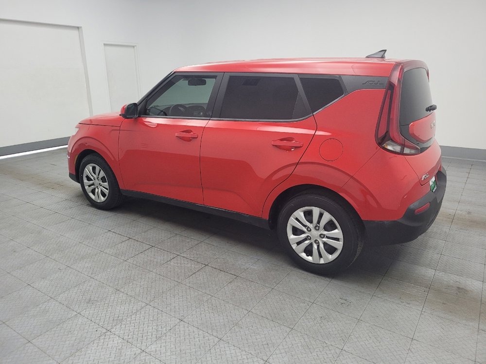 Used 2022 Kia Soul LX image 3
