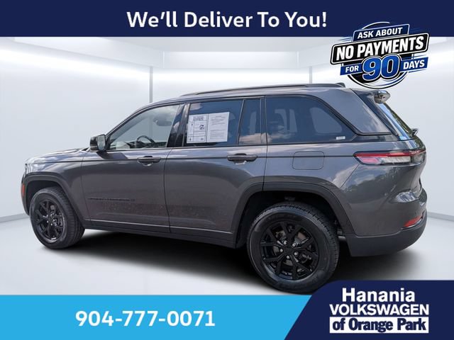 Used 2024 Jeep Grand Cherokee Altitude RWD image 5