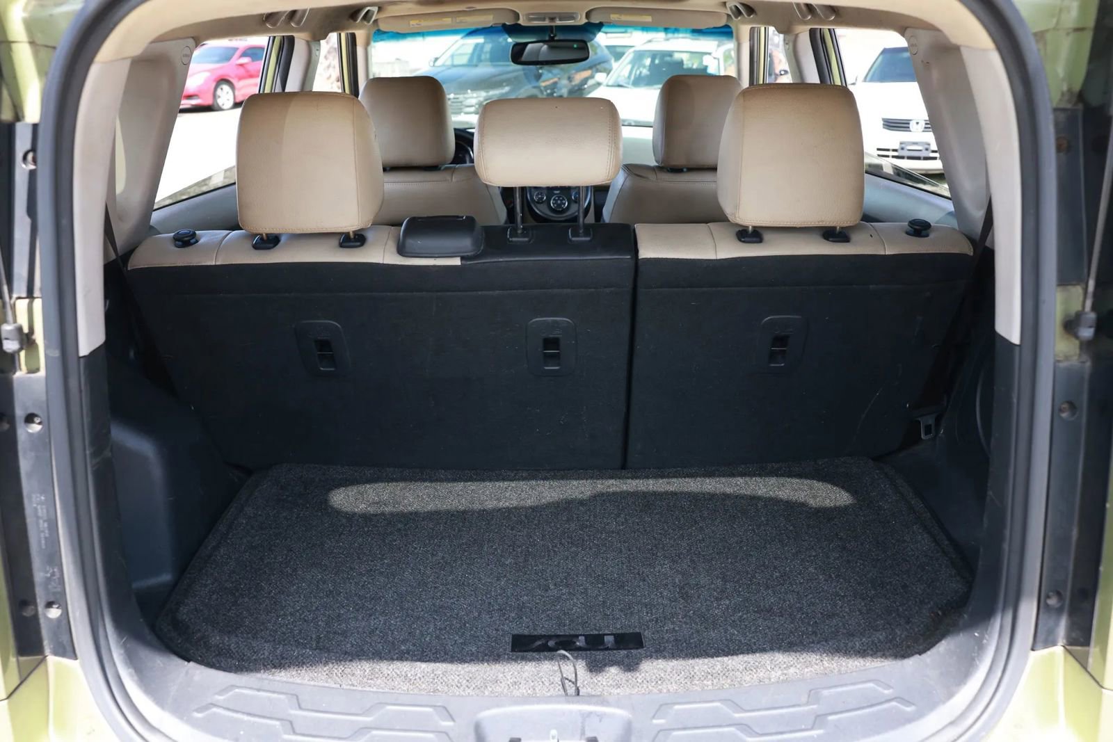 Used 2011 Kia Soul ! FWD image 24