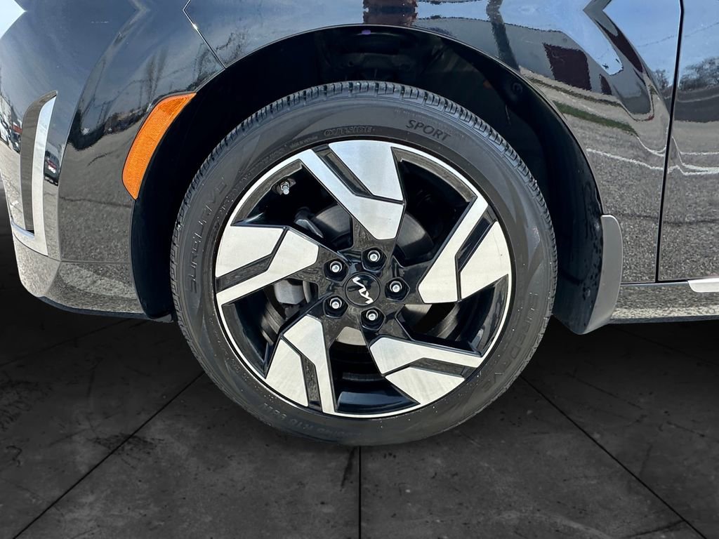 Used 2023 Kia Soul GT-Line image 14