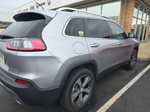 Used 2019 Jeep Cherokee Limited AWD/4WD image 3