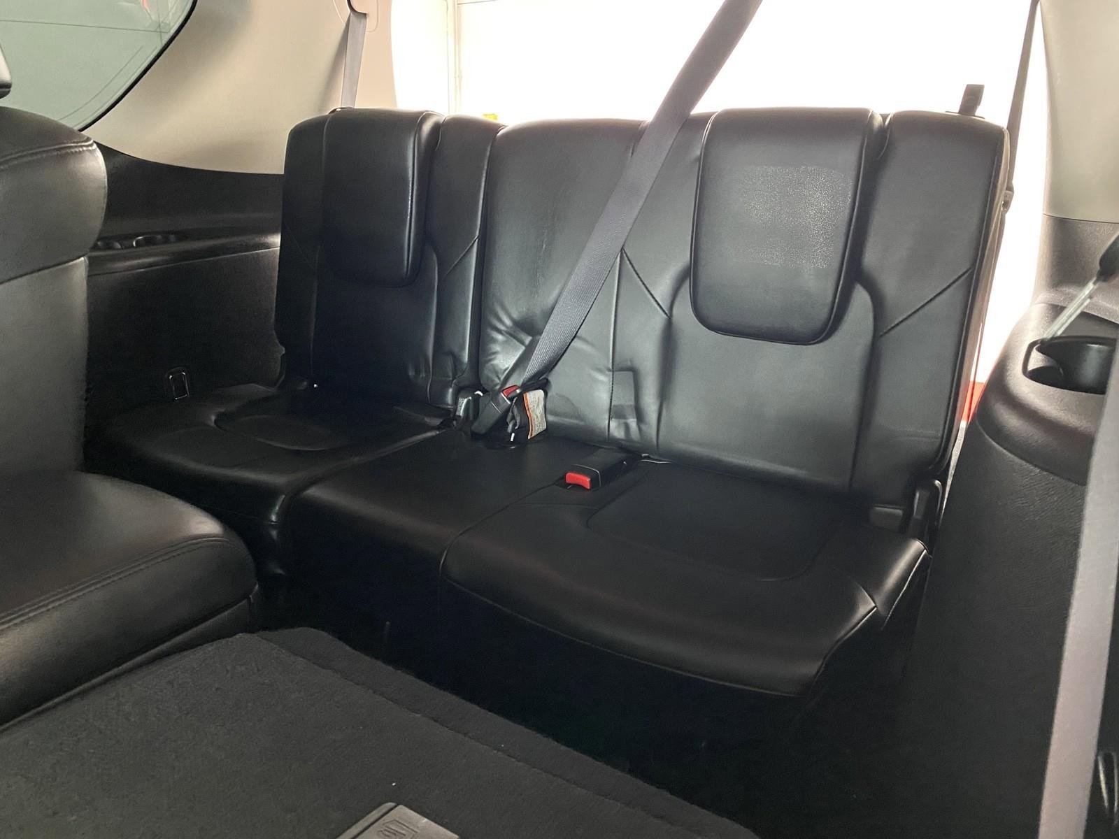 Used 2023 Nissan Armada SL w/ Captain's Chairs Package image 20