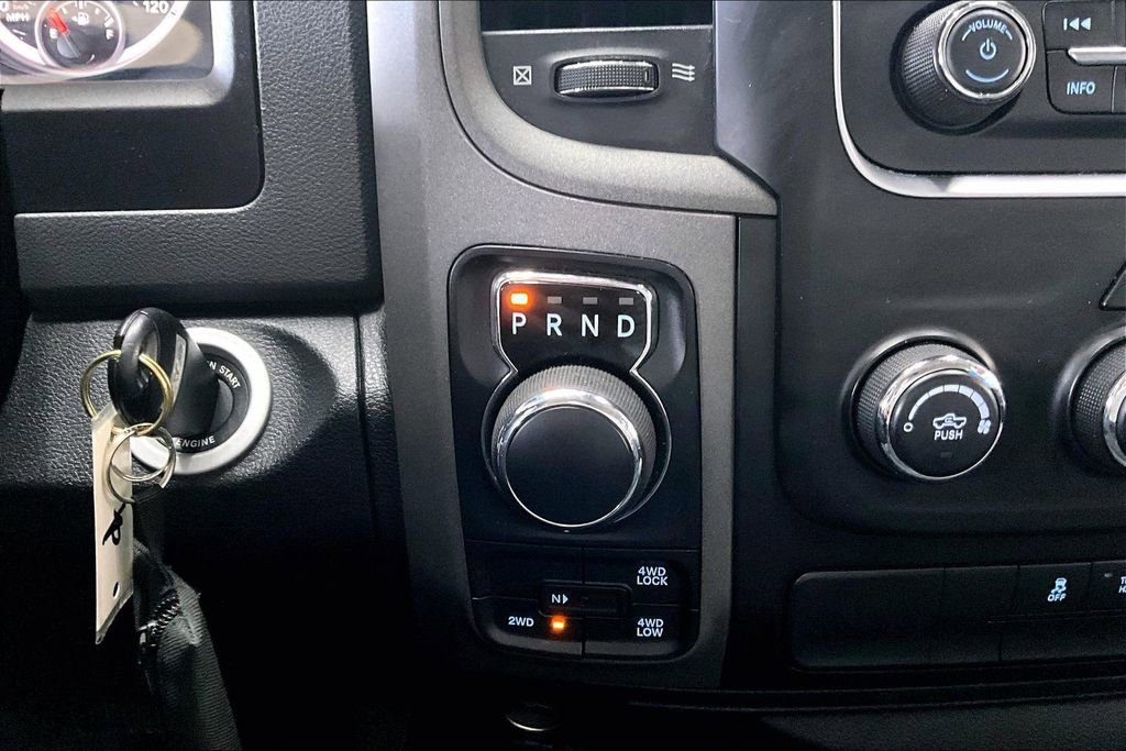 Used 2018 RAM 1500 Express AWD/4WD image 14
