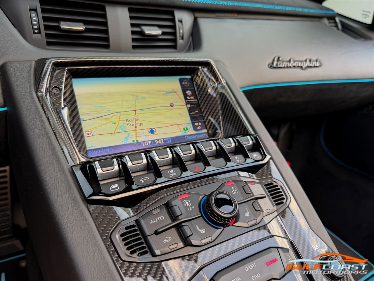 Used 2021 Lamborghini Aventador SVJ AWD/4WD image 19