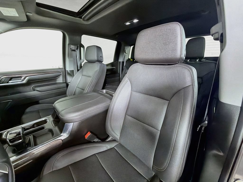 Used 2023 Chevrolet Silverado 1500 LTZ w/ LTZ Convenience Package II AWD/4WD image 12