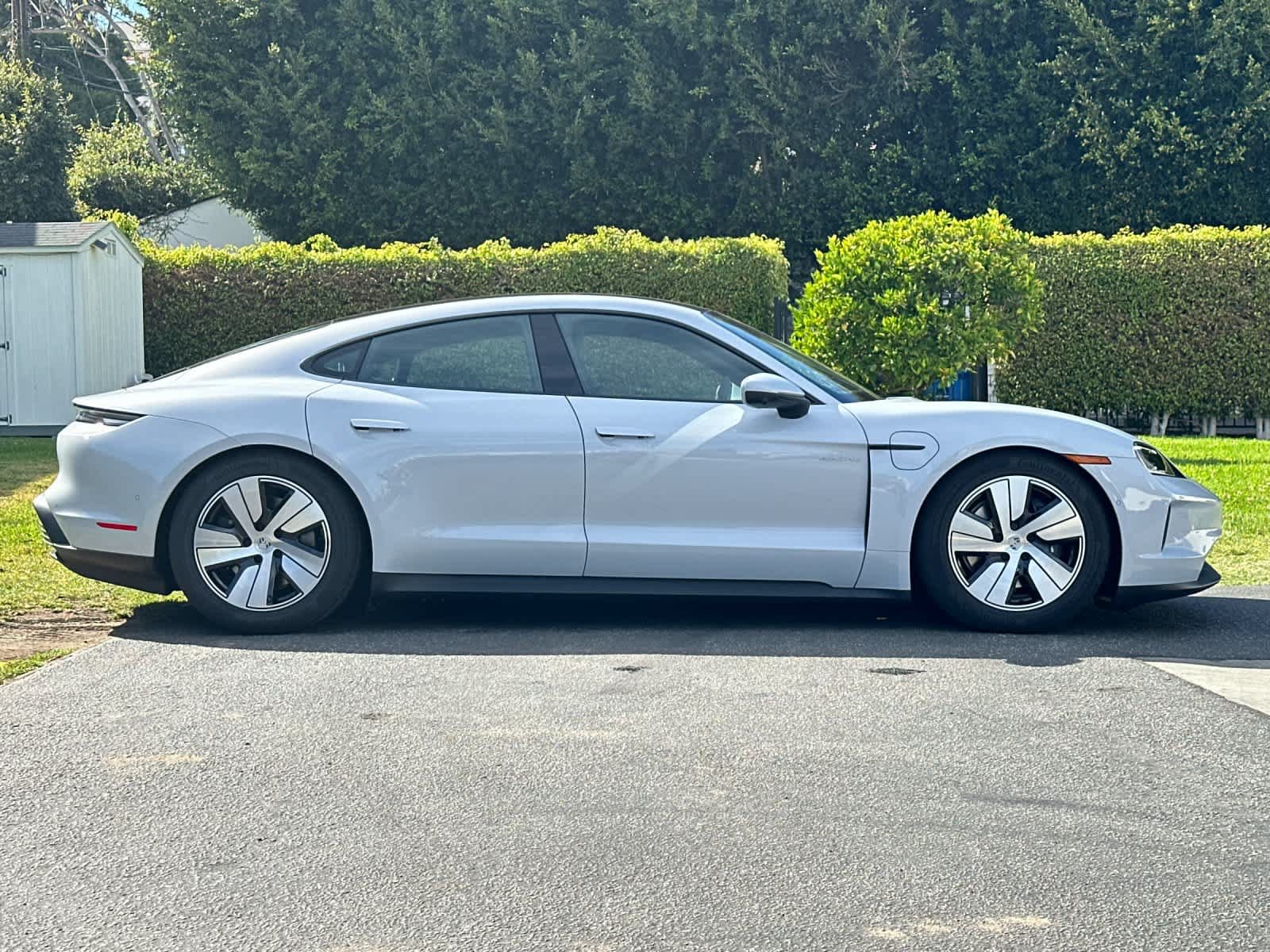 New 2026 Porsche Taycan AWD/4WD image 9