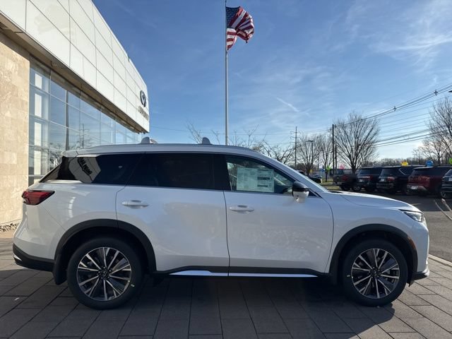 New 2026 INFINITI QX60 Luxe w/ Cargo Package AWD/4WD image 3