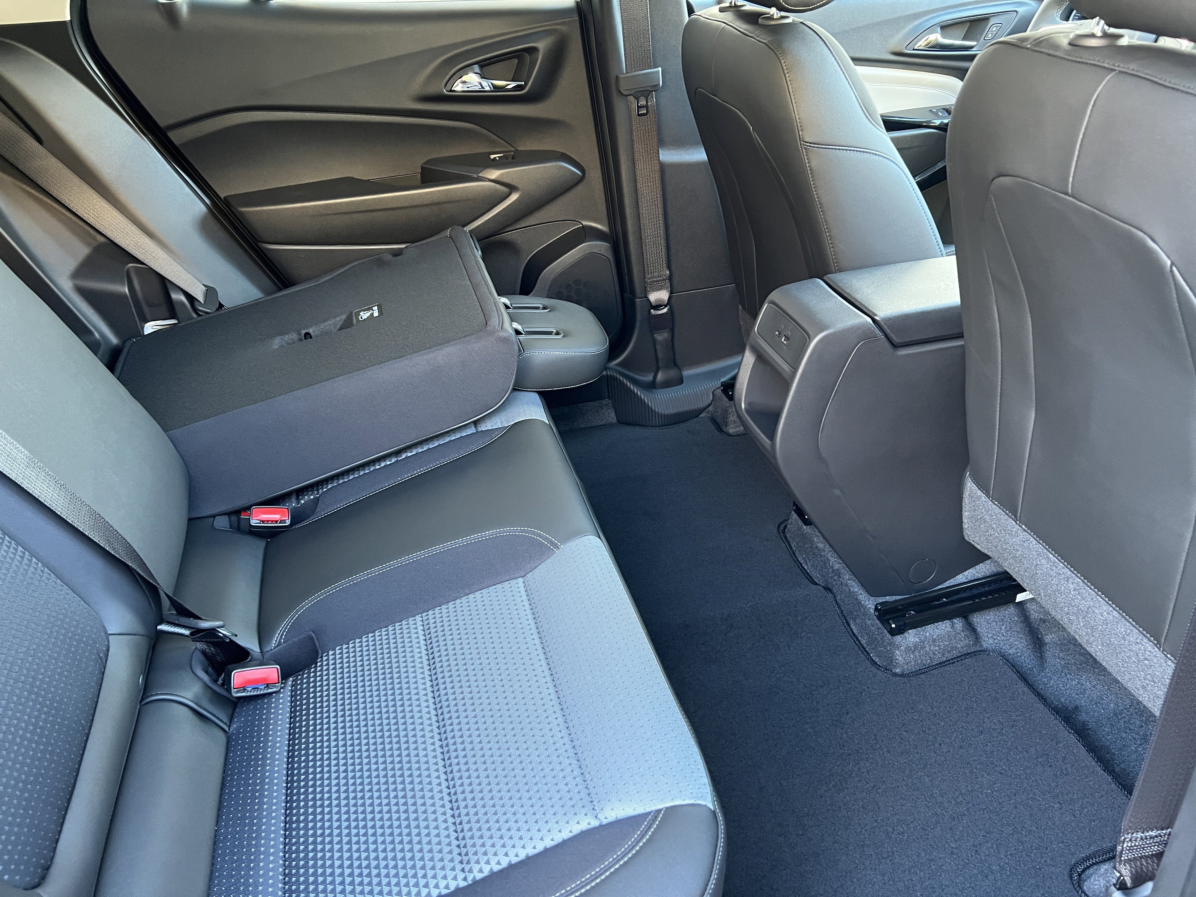 New 2026 Chevrolet Trax LT w/ Driver Confidence Package image 20