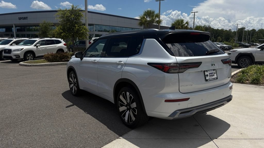 Used 2025 Mitsubishi Outlander SEL FWD image 7