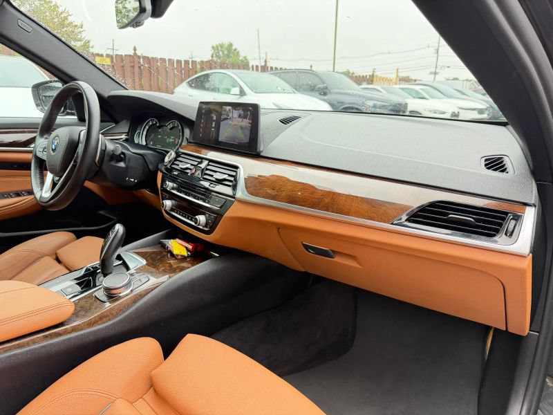 Used 2018 BMW 530i xDrive AWD/4WD image 31