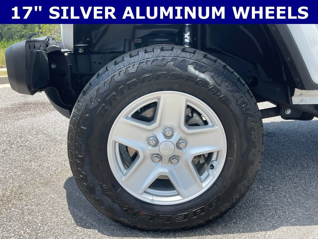 Used 2021 Jeep Gladiator Sport AWD/4WD image 4