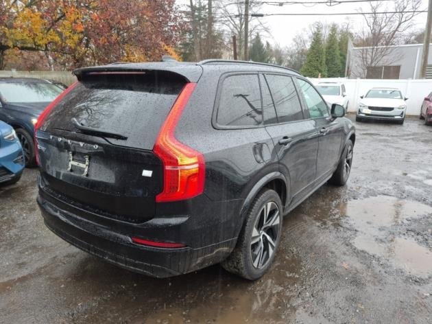Used 2023 Volvo XC90 T8 Plus w/ Protection Package image 3