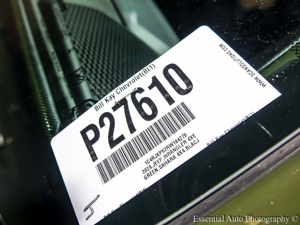 Used 2024 Jeep Wrangler Unlimited Sahara w/ Technology Group image 34