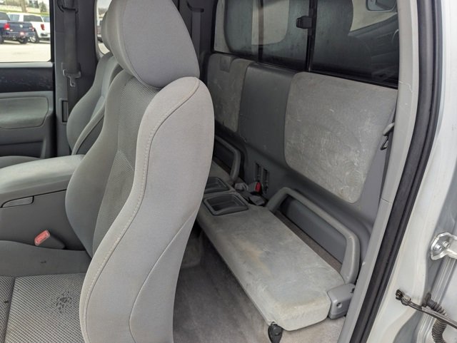 Used 2005 Toyota Tacoma 4x4 Access Cab image 16