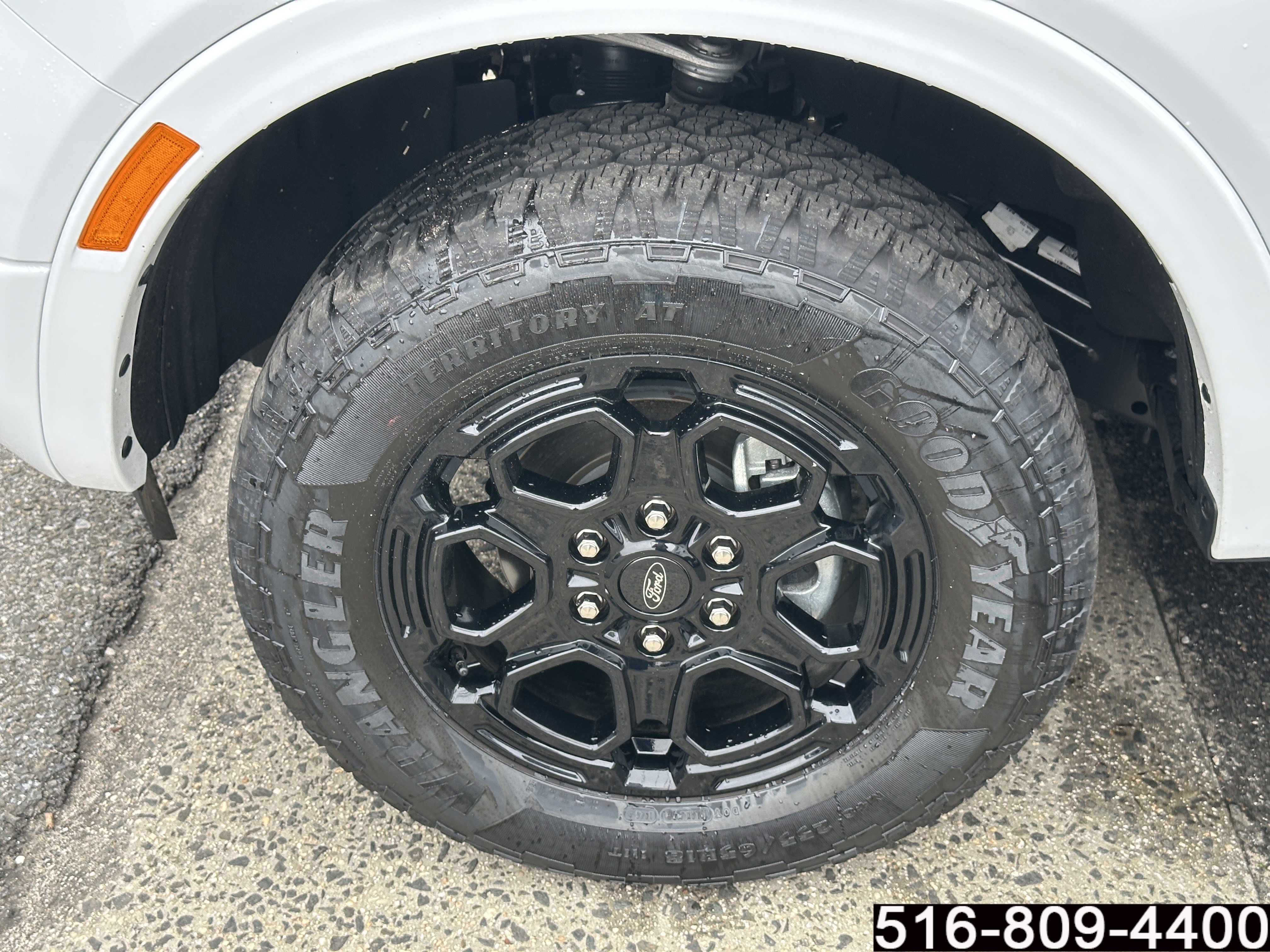 Used 2025 Ford Ranger XLT w/ Equipment Group 301A High AWD/4WD image 9