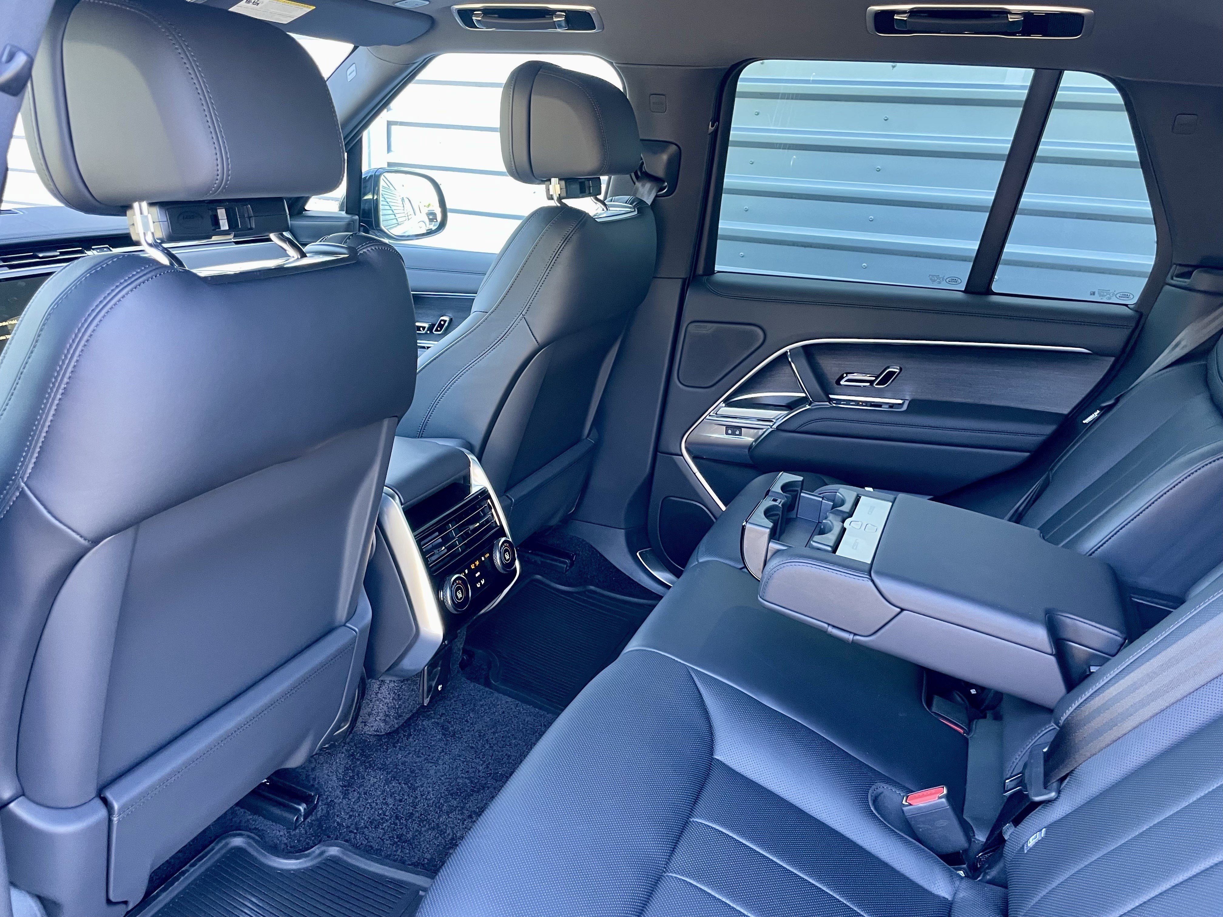 New 2027 Land Rover Range Rover SE AWD/4WD image 30