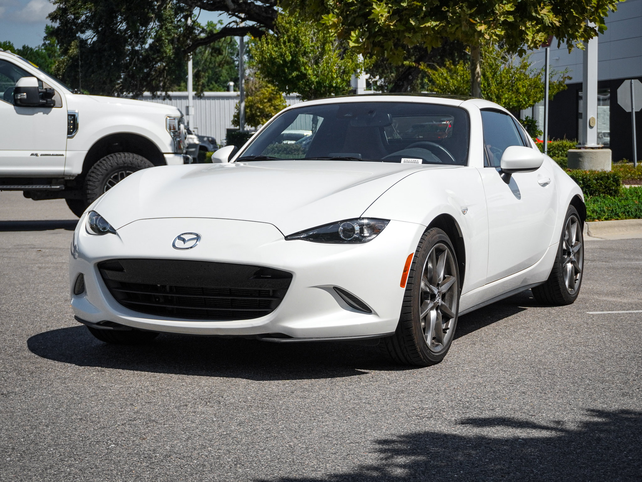 Used 2022 MAZDA MX-5 Miata RF Grand Touring RWD image 6