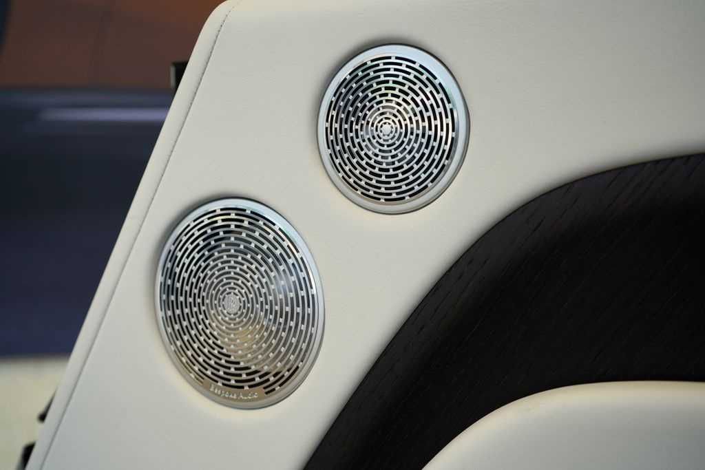 Certified 2024 Rolls-Royce Spectre w/ Spectre Launch Package image 25