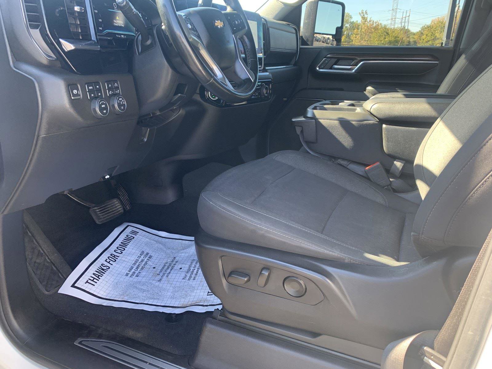 Used 2024 Chevrolet Silverado 2500 LT w/ All Star Edition image 15