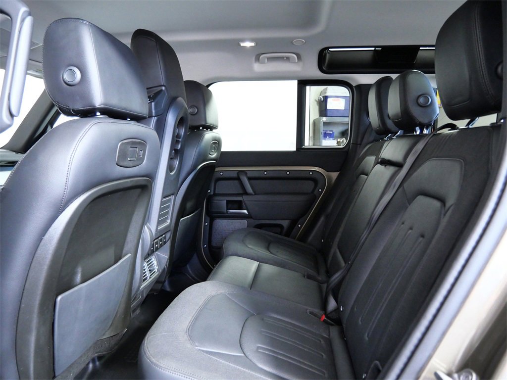 Used 2020 Land Rover Defender 110 S image 14