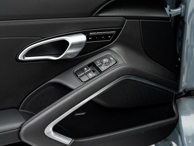 Certified 2024 Porsche 718 Boxster RWD image 7