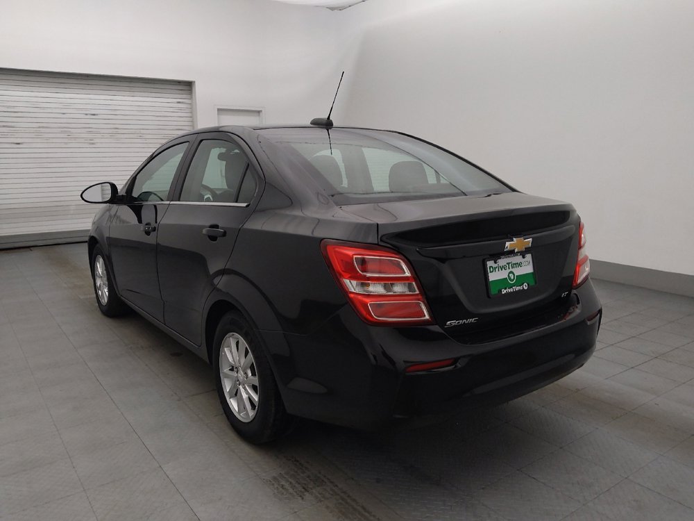 Used 2019 Chevrolet Sonic LT w/ Convenience Package image 5
