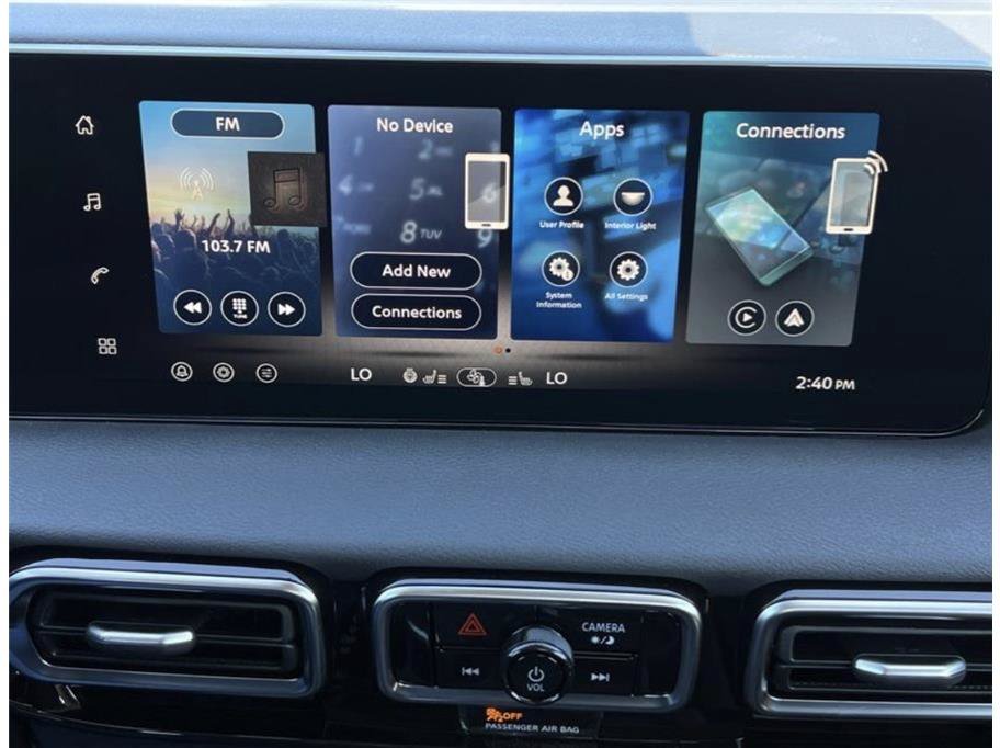 New 2027 Nissan Sentra SR w/ SR Premium Package FWD image 12