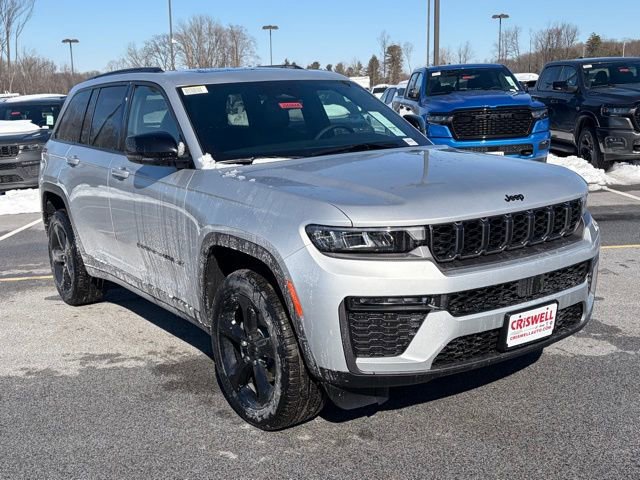 New 2026 Jeep Grand Cherokee Limited w/ Limited Altitude Package AWD/4WD image 2
